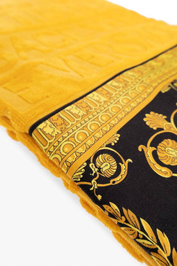 Versace Home Set on 5 towels Men's Clothing Vitkac